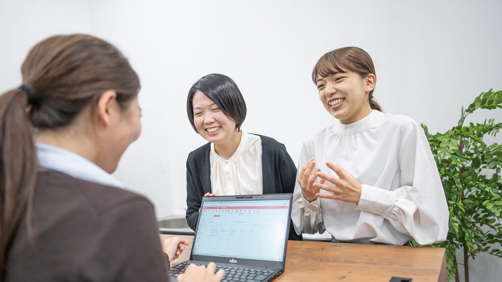 社内の様子05